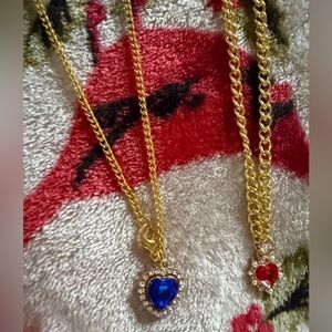 New Lot of 5 Pieces of Costume Jewelry, 4 Necklaces & 1 Bracelet